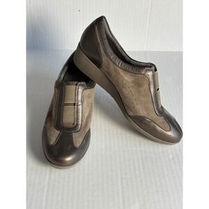 Clarks Artisan Bronze Metallic Slip On Comfort Wedge Shoes‎ Women's Size 8
